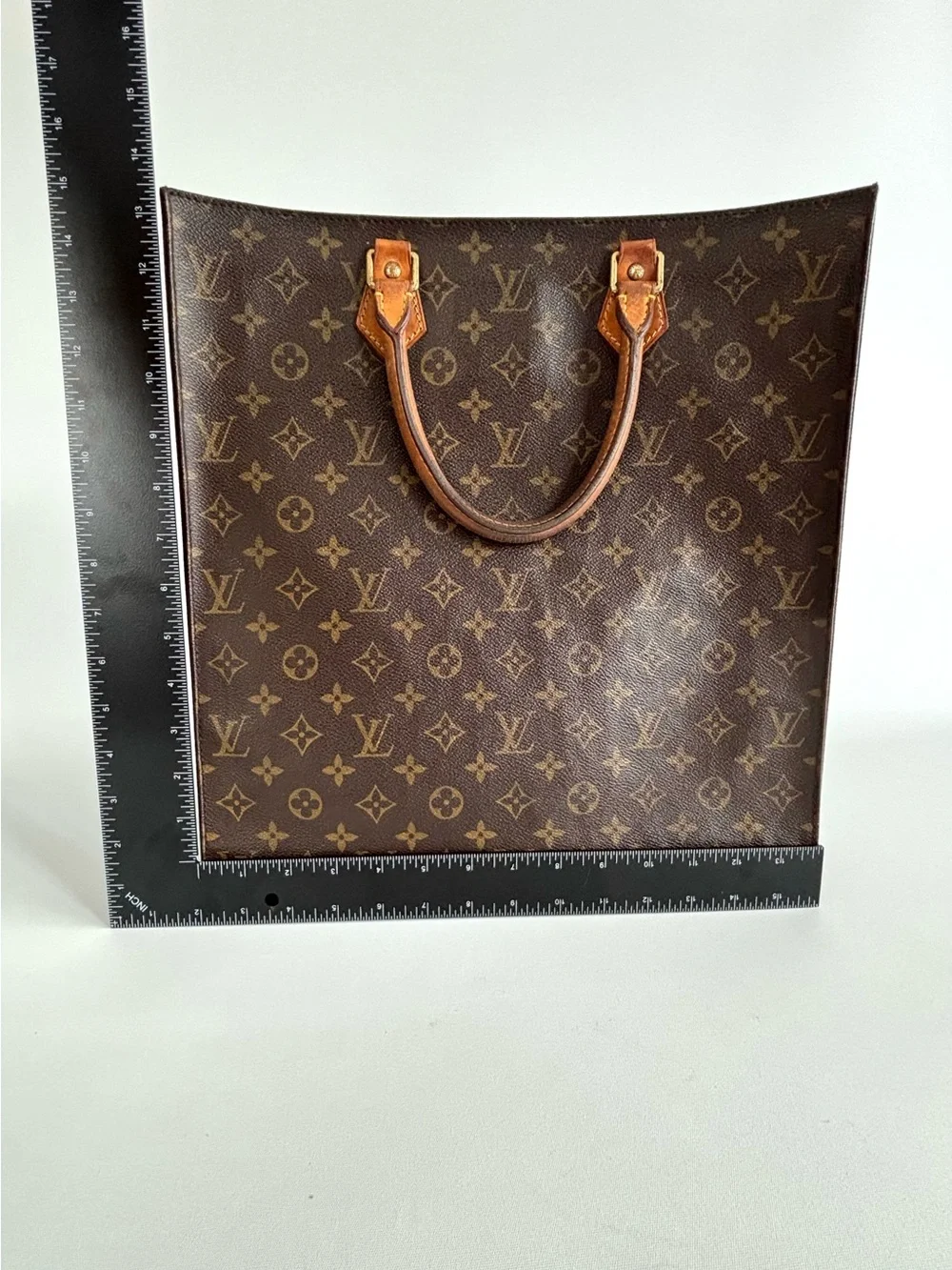 Louis Vuitton Monogram Canvas Sac Plat